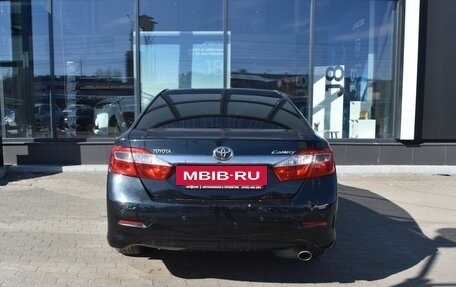 Toyota Camry, 2013 год, 1 420 000 рублей, 6 фотография