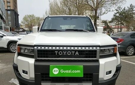 Toyota Land Cruiser Prado, 2024 год, 9 280 000 рублей, 2 фотография