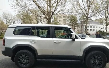 Toyota Land Cruiser Prado, 2024 год, 9 280 000 рублей, 5 фотография