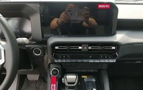 Toyota Land Cruiser Prado, 2024 год, 9 280 000 рублей, 15 фотография