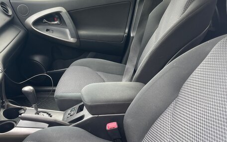 Toyota RAV4, 2012 год, 1 599 000 рублей, 19 фотография