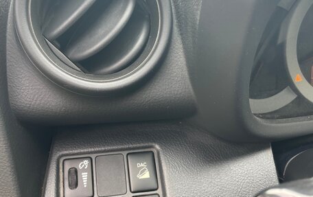 Toyota RAV4, 2012 год, 1 599 000 рублей, 24 фотография