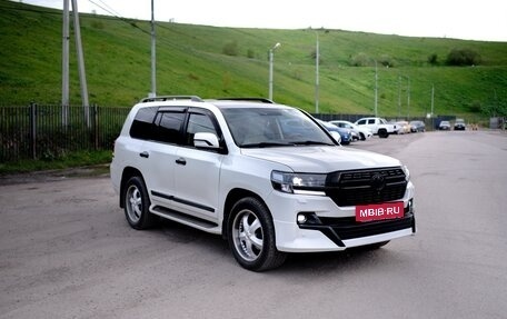Toyota Land Cruiser 200, 2013 год, 5 450 000 рублей, 4 фотография