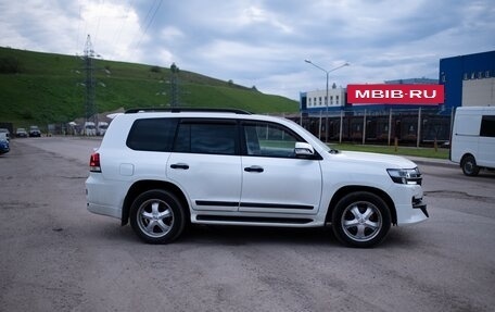Toyota Land Cruiser 200, 2013 год, 5 450 000 рублей, 21 фотография