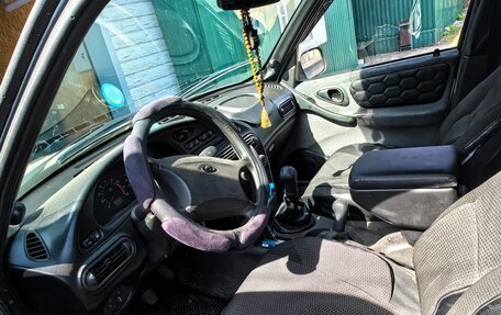 Chevrolet Niva I рестайлинг, 2005 год, 390 000 рублей, 10 фотография