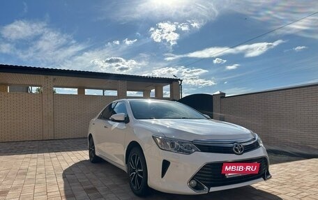 Toyota Camry, 2016 год, 2 400 000 рублей, 3 фотография