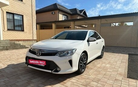 Toyota Camry, 2016 год, 2 400 000 рублей, 5 фотография