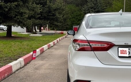 Toyota Camry, 2021 год, 3 340 000 рублей, 9 фотография