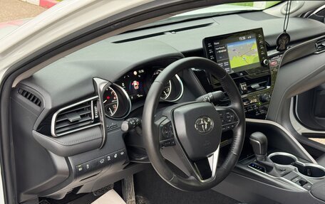 Toyota Camry, 2021 год, 3 340 000 рублей, 11 фотография