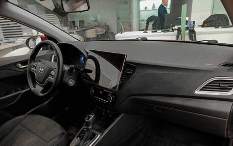 Hyundai Solaris II рестайлинг, 2019 год, 1 214 000 рублей, 13 фотография