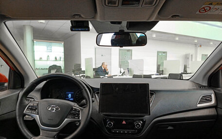 Hyundai Solaris II рестайлинг, 2019 год, 1 214 000 рублей, 17 фотография