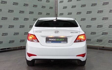 Hyundai Solaris II рестайлинг, 2015 год, 840 000 рублей, 6 фотография