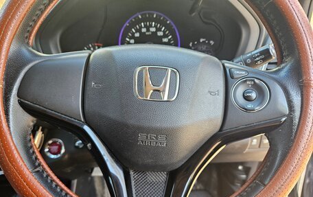 Honda Vezel, 2014 год, 1 550 000 рублей, 19 фотография