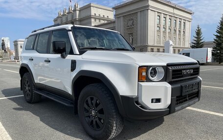 Toyota Land Cruiser Prado, 2024 год, 10 500 000 рублей, 3 фотография