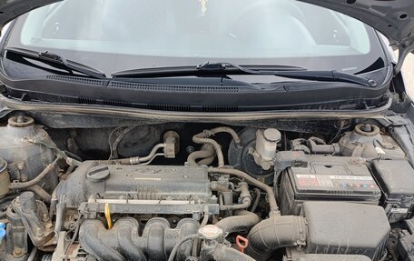 Hyundai Solaris II рестайлинг, 2011 год, 770 000 рублей, 13 фотография