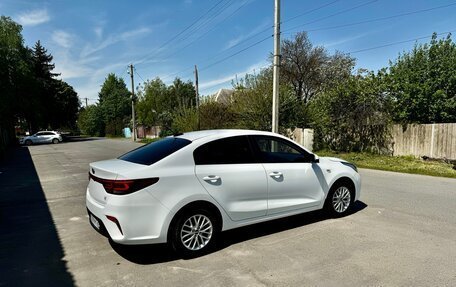 KIA Rio IV, 2019 год, 1 450 000 рублей, 10 фотография