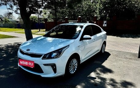 KIA Rio IV, 2019 год, 1 450 000 рублей, 3 фотография