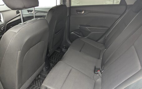 Hyundai Solaris II рестайлинг, 2017 год, 1 250 000 рублей, 19 фотография