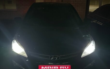 Hyundai Solaris II рестайлинг, 2014 год, 830 000 рублей, 2 фотография