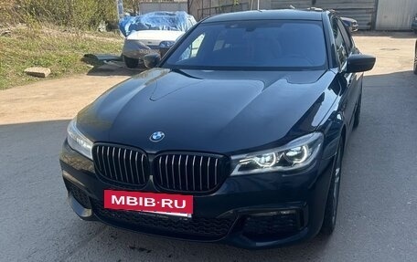 BMW 7 серия, 2018 год, 3 600 000 рублей, 10 фотография