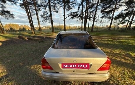 Mercedes-Benz C-Класс, 1993 год, 115 000 рублей, 4 фотография
