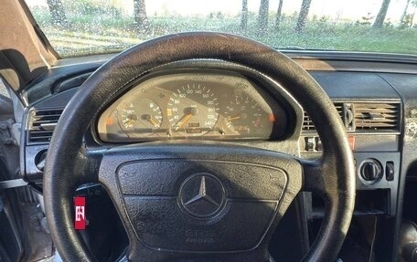 Mercedes-Benz C-Класс, 1993 год, 115 000 рублей, 7 фотография