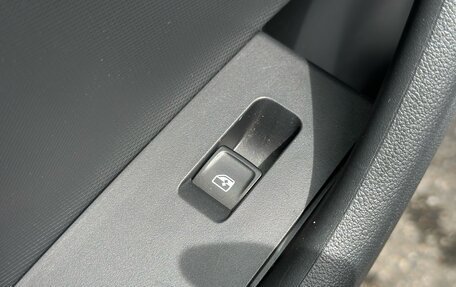 Volkswagen Polo VI (EU Market), 2021 год, 1 759 000 рублей, 37 фотография