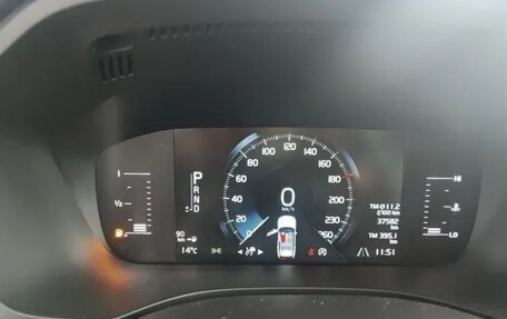 Volvo XC60 II, 2021 год, 2 650 000 рублей, 9 фотография
