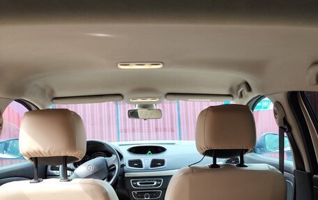 Renault Fluence I, 2012 год, 610 000 рублей, 2 фотография