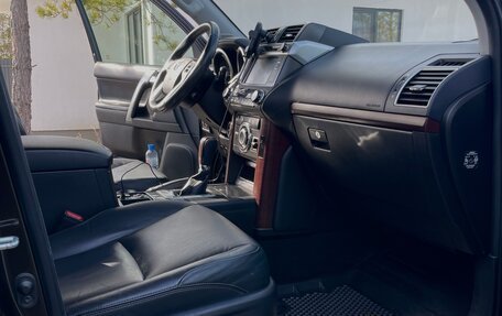 Toyota Land Cruiser Prado 150 рестайлинг 2, 2017 год, 4 850 000 рублей, 7 фотография