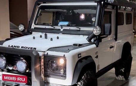 Land Rover Defender I, 1995 год, 2 700 000 рублей, 3 фотография