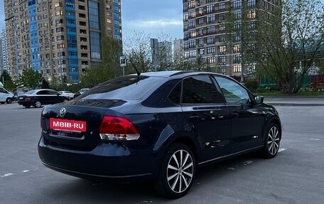 Volkswagen Polo VI (EU Market), 2013 год, 1 250 000 рублей, 2 фотография