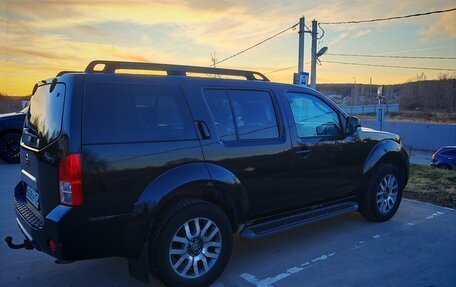 Nissan Pathfinder, 2010 год, 1 600 000 рублей, 3 фотография