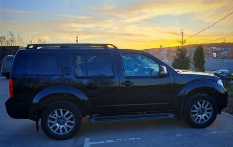 Nissan Pathfinder, 2010 год, 1 600 000 рублей, 5 фотография