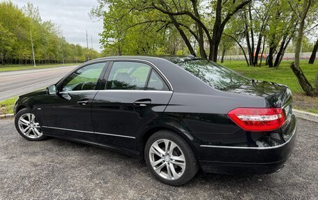 Mercedes-Benz E-Класс, 2009 год, 2 100 000 рублей, 4 фотография