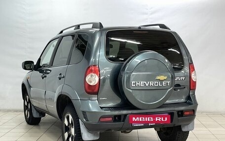 Chevrolet Niva I рестайлинг, 2010 год, 570 000 рублей, 5 фотография