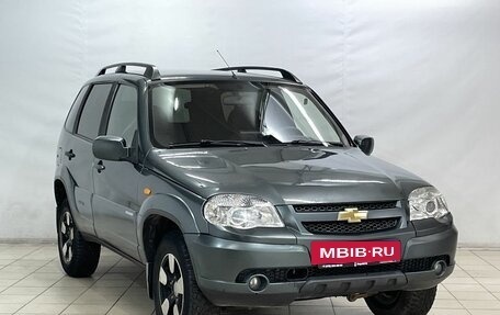 Chevrolet Niva I рестайлинг, 2010 год, 570 000 рублей, 2 фотография