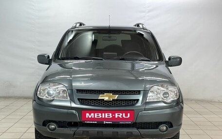 Chevrolet Niva I рестайлинг, 2010 год, 570 000 рублей, 3 фотография