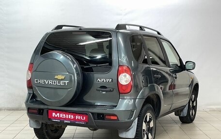 Chevrolet Niva I рестайлинг, 2010 год, 570 000 рублей, 4 фотография