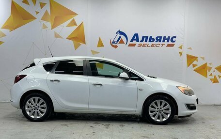 Opel Astra J, 2012 год, 770 000 рублей, 2 фотография