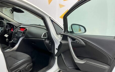 Opel Astra J, 2012 год, 770 000 рублей, 26 фотография