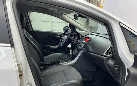 Opel Astra J, 2012 год, 770 000 рублей, 28 фотография