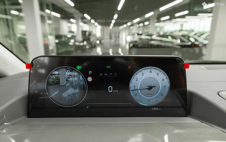 Hyundai Staria, 2023 год, 7 000 000 рублей, 16 фотография