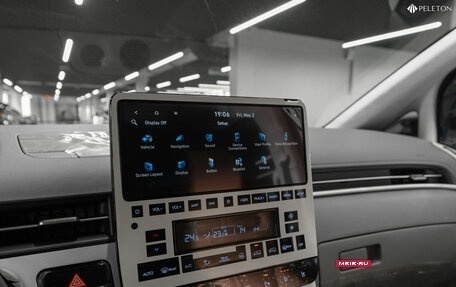 Hyundai Staria, 2023 год, 7 000 000 рублей, 34 фотография