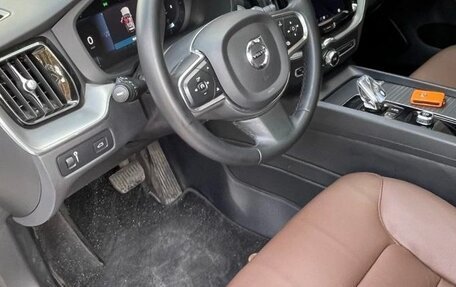 Volvo XC60 II, 2021 год, 2 590 000 рублей, 13 фотография