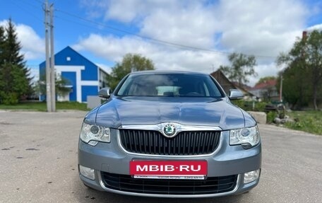 Skoda Superb III рестайлинг, 2012 год, 1 500 000 рублей, 14 фотография