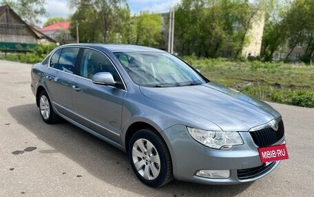 Skoda Superb III рестайлинг, 2012 год, 1 500 000 рублей, 13 фотография