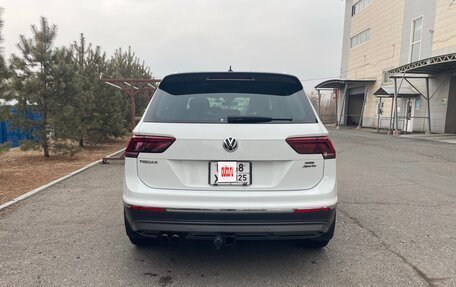 Volkswagen Tiguan II, 2018 год, 2 000 000 рублей, 5 фотография
