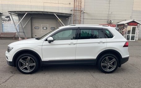 Volkswagen Tiguan II, 2018 год, 2 000 000 рублей, 7 фотография