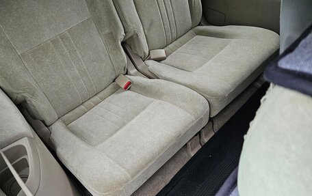 Toyota Gaia, 2001 год, 620 000 рублей, 2 фотография